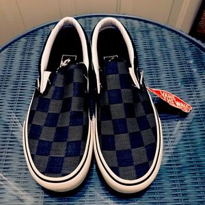 Women’s Vans Wedge Slip On’s